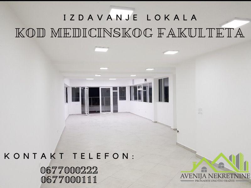 LOKAL SA BILBORDOM KOD MEDICINSKOG FAKULTETA