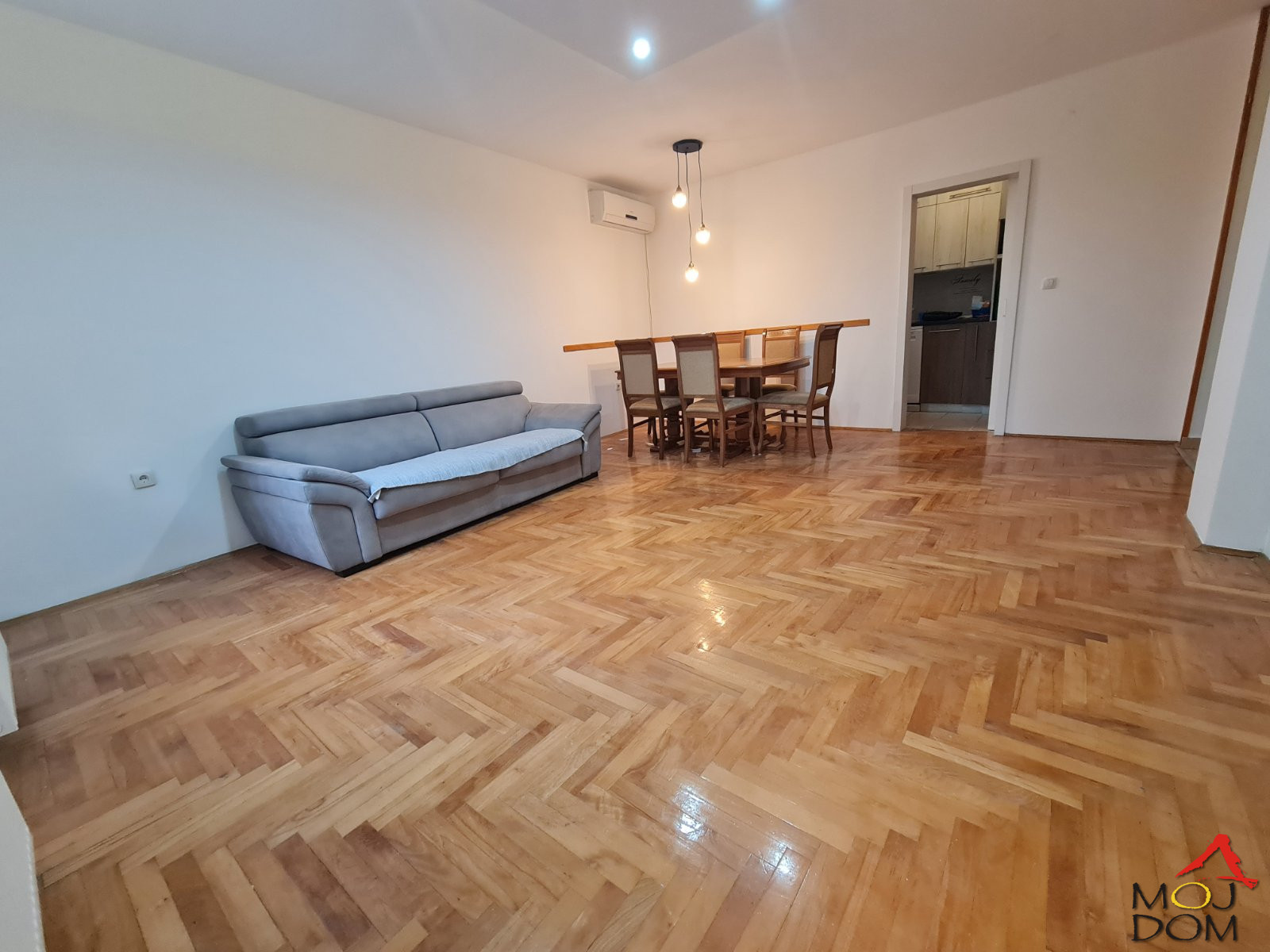 Stan,NOVI SAD,BETANIJA,kv: 79, € 195700, ID: 1028309