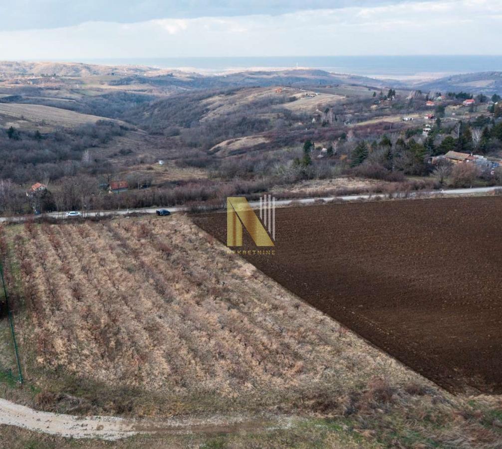 Plac na glavnom putu - Banstol