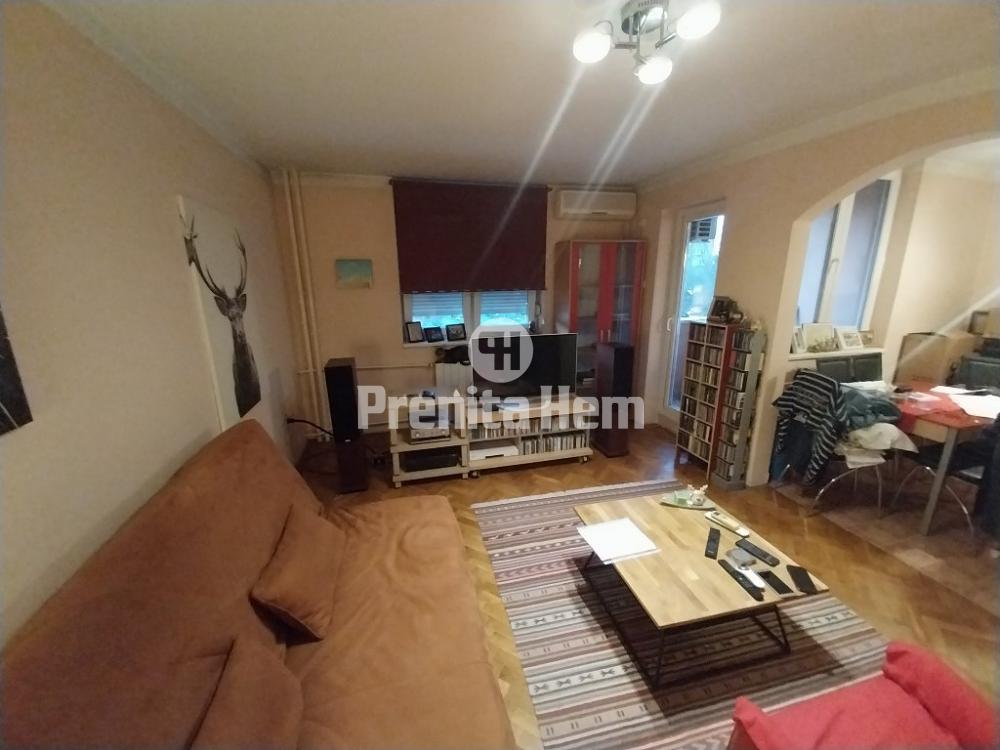 Pariske komune, 40m2, I, cg, uknj. ID#1421