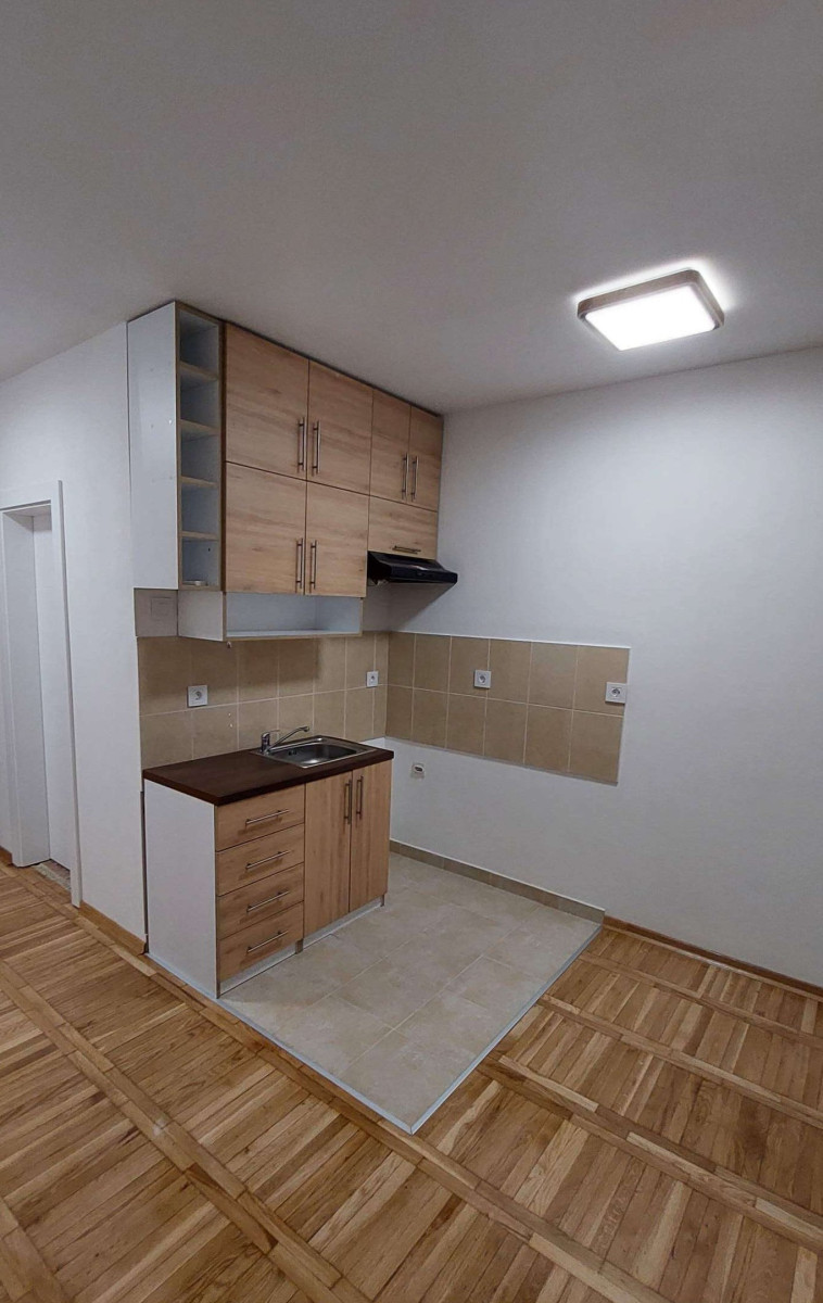 Stan,NOVI SAD,NOVA DETELINARA,kv: 22.00, € 58500, ID: 1039521